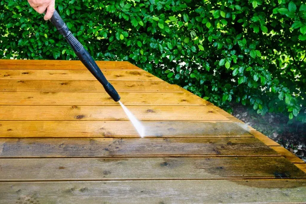 deck & patio cleaning in Portland, Oregon