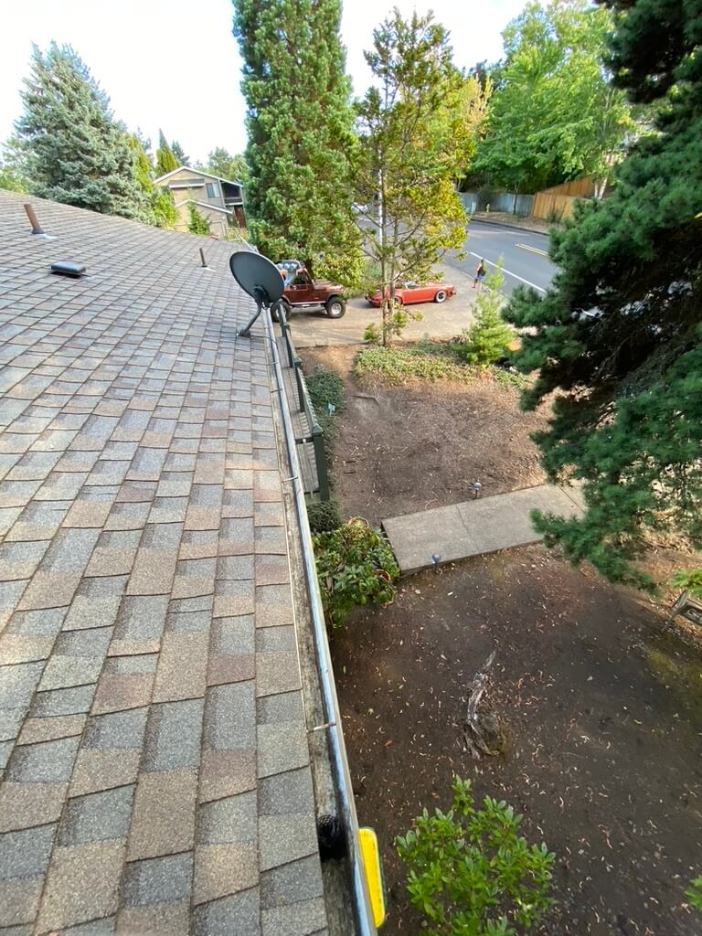 Gutter Cleaning Beaverton 3 beaverton-gutter-cleaning-after