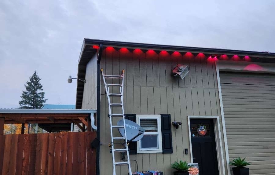 Holiday Lights Are Coming: Clean Your Gutters Before You Hang Them 1 christmas lights installed on gutters on a home in Oregon